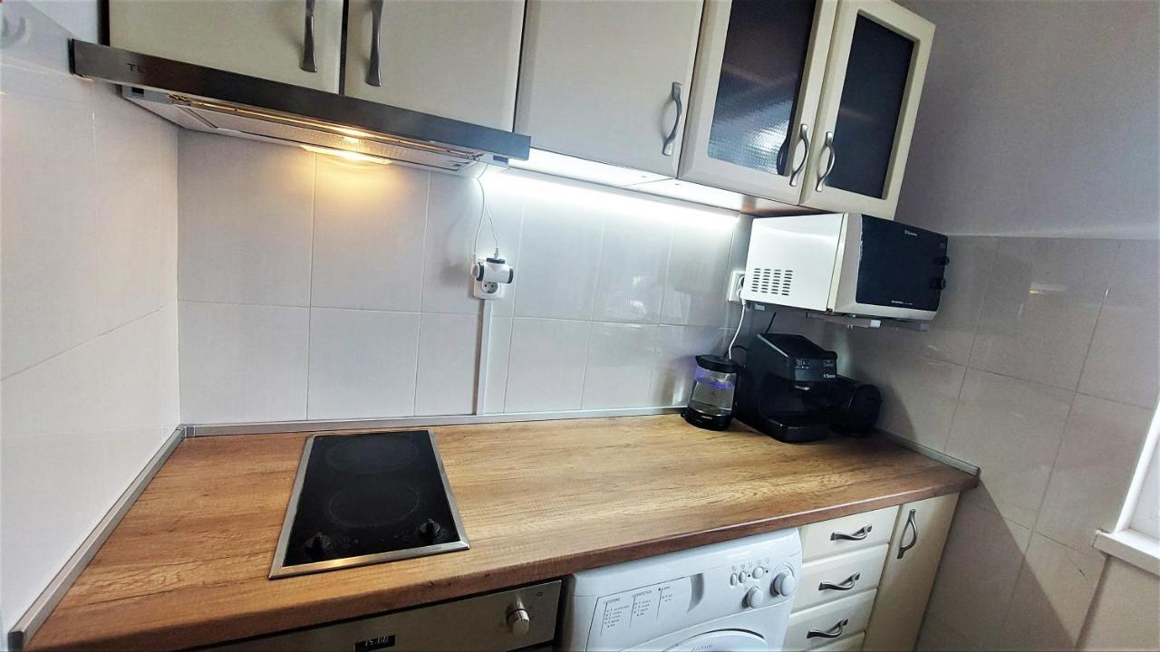 3 Rooms Apartment, Top Center, 1St Floor, Aubg, Free Parking, Pc I5 Ssd, 3 Led Tvs 200 Channels, Wifi, Terrace, Easy-Late Check-In, Stay Before Greece Blagoevgrad Luaran gambar