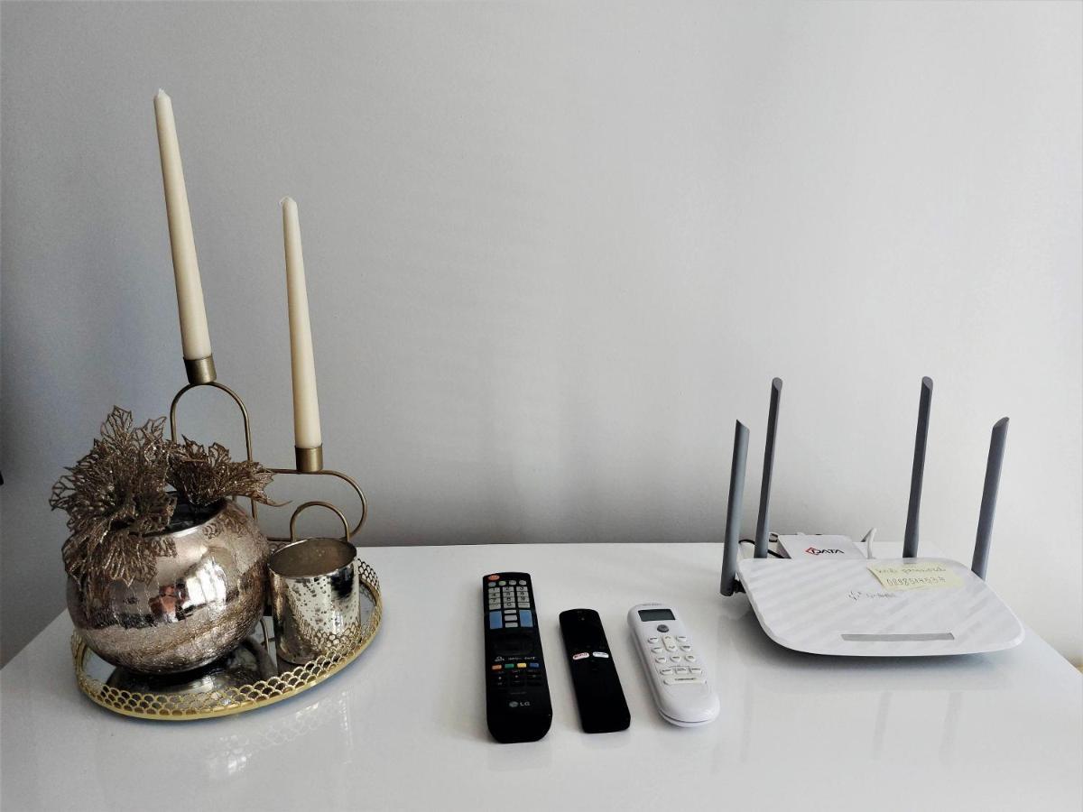 3 Rooms Apartment, Top Center, 1St Floor, Aubg, Free Parking, Pc I5 Ssd, 3 Led Tvs 200 Channels, Wifi, Terrace, Easy-Late Check-In, Stay Before Greece Blagoevgrad Luaran gambar