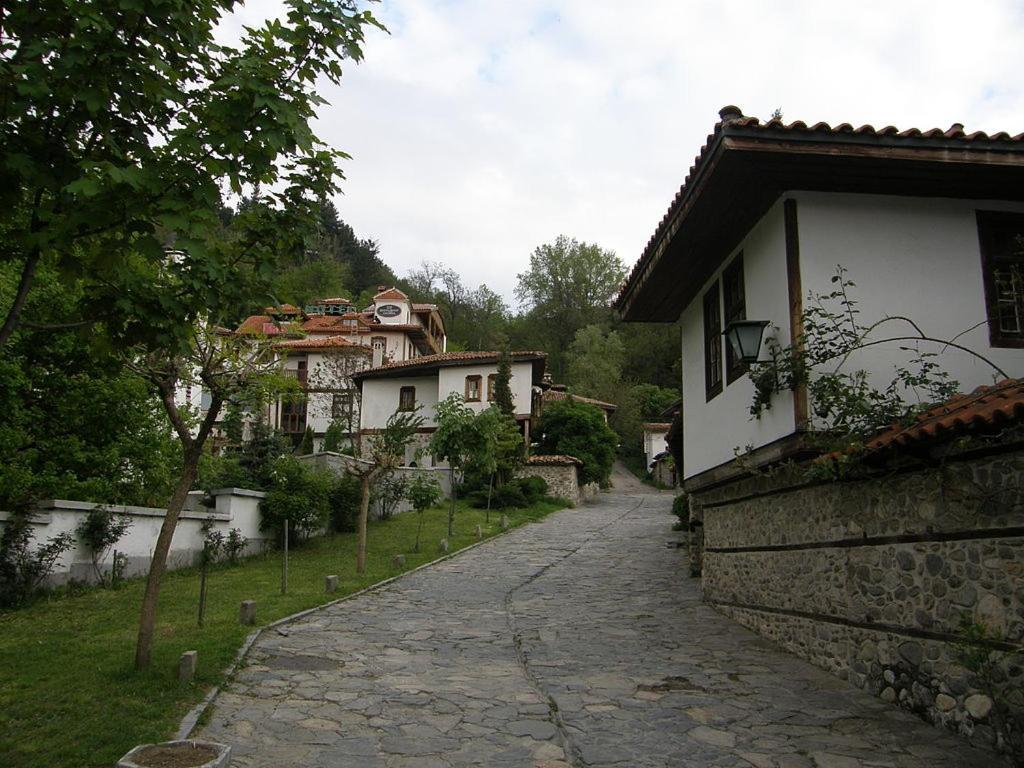 3 Rooms Apartment, Top Center, 1St Floor, Aubg, Free Parking, Pc I5 Ssd, 3 Led Tvs 200 Channels, Wifi, Terrace, Easy-Late Check-In, Stay Before Greece Blagoevgrad Luaran gambar