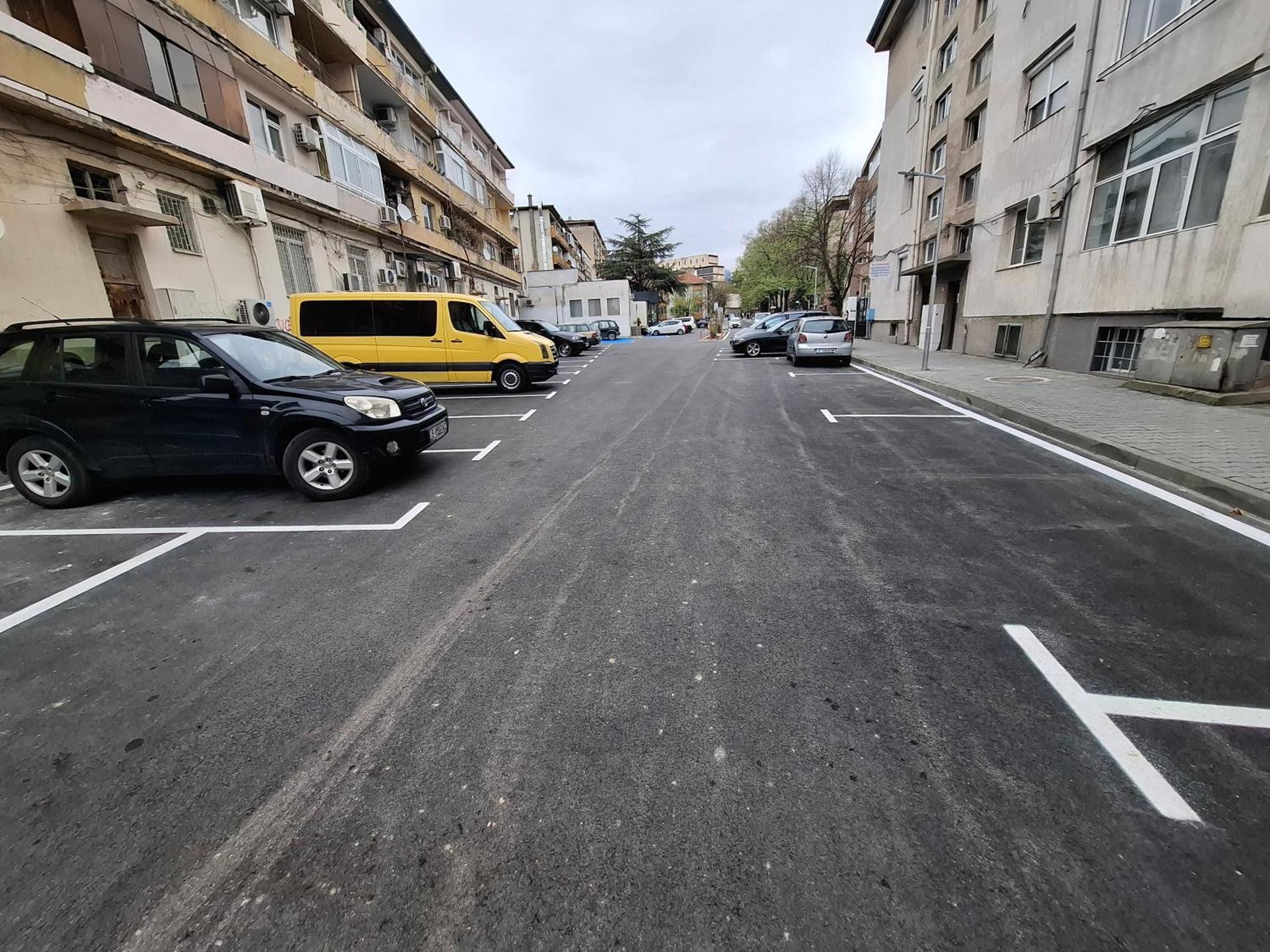 3 Rooms Apartment, Top Center, 1St Floor, Aubg, Free Parking, Pc I5 Ssd, 3 Led Tvs 200 Channels, Wifi, Terrace, Easy-Late Check-In, Stay Before Greece Blagoevgrad Luaran gambar